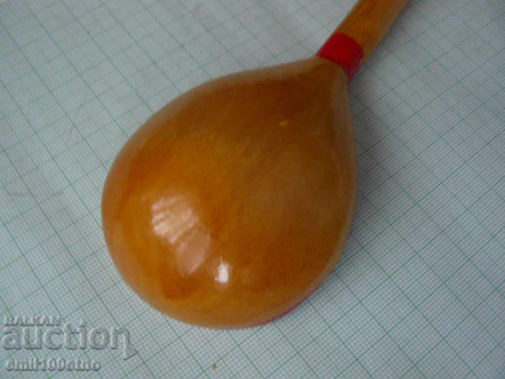 Delivery of Spoon of traditional Rosary on tree Hochamma Russia Delivery of Spoon of traditional Rosary on tree Hochamma Russia