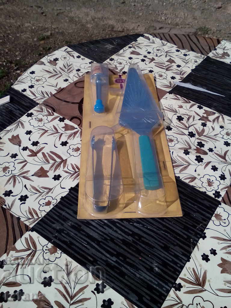 Auction Old set of kitchen utensils, utensils Auction Old set of kitchen utensils, utensils