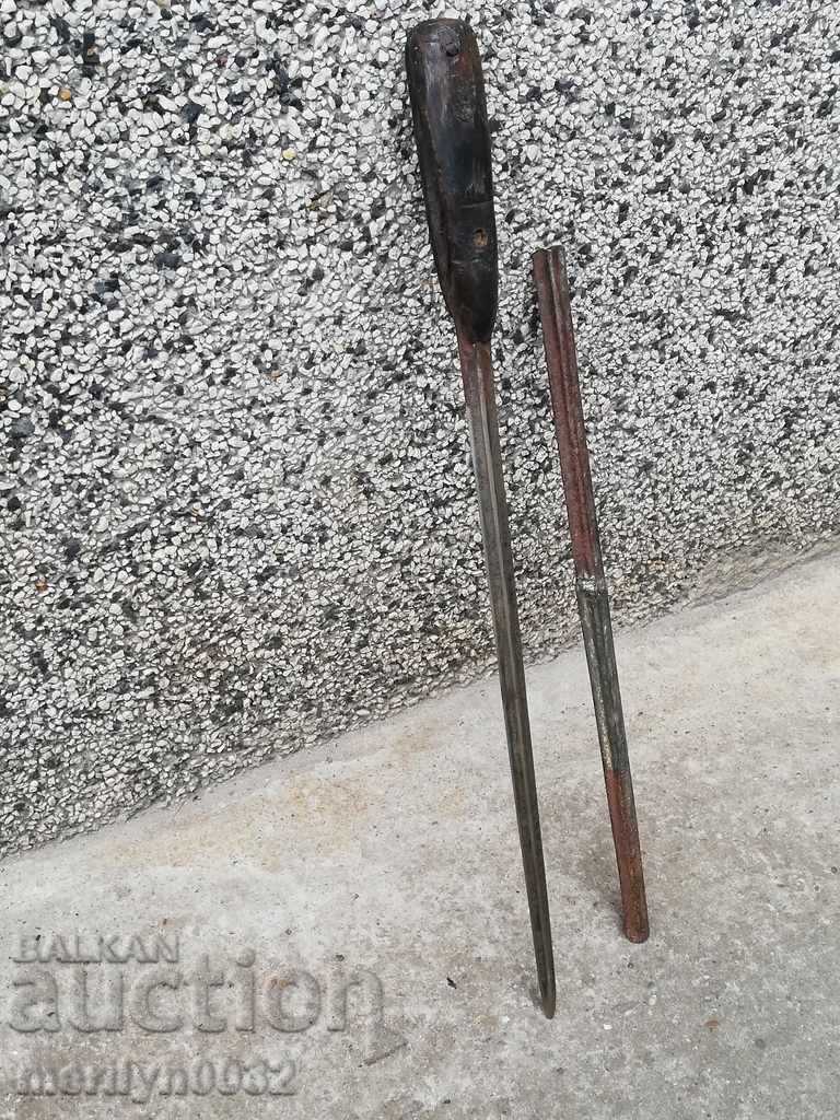 Berdana rifle bayonet bayonet 2 sword stiletto dagger dagger with price 156.00 BGN | € 79.76 Berdana rifle bayonet bayonet 2 sword stiletto dagger dagger with price 156.00 BGN | € 79.76