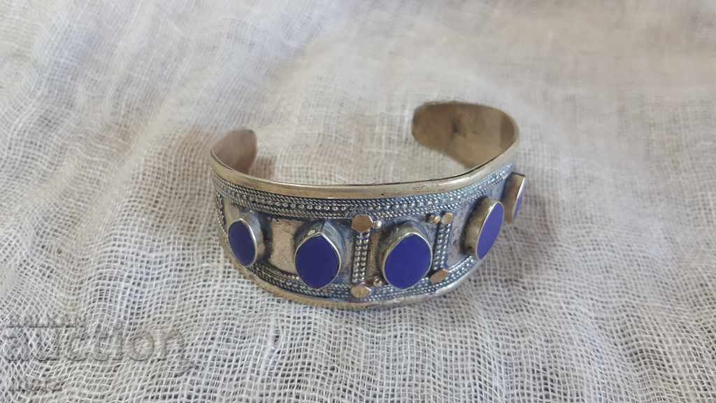 Delivery of An ancient Arabian bracelet with turquoise stones