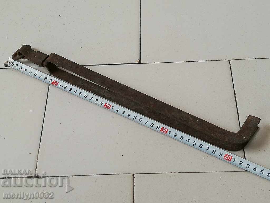 Old dilaf, mash, wrought iron for a furnace with price 29.00 BGN | € 14.83 Old dilaf, mash, wrought iron for a furnace with price 29.00 BGN | € 14.83