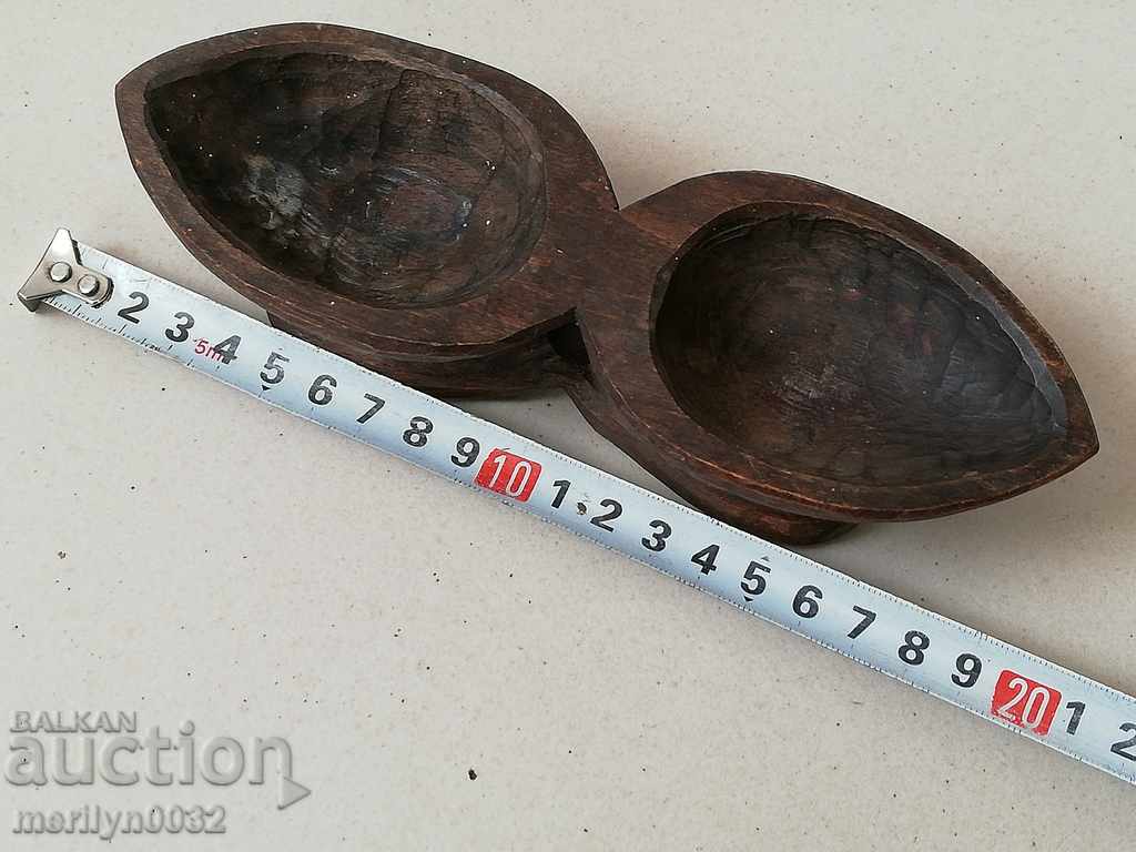 An old wooden salon, a salt pan with a spoon, the wooden one with price 29.00 BGN | € 14.83 An old wooden salon, a salt pan with a spoon, the wooden one with price 29.00 BGN | € 14.83