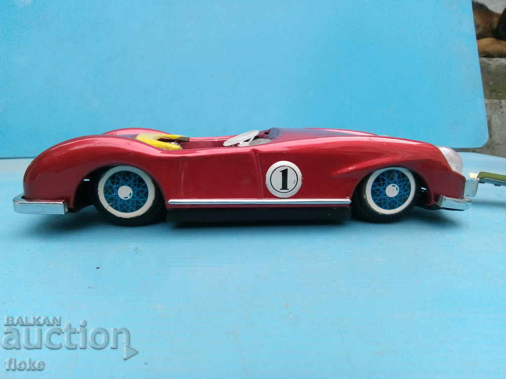 Аукцион Ламаринена играчка-количка