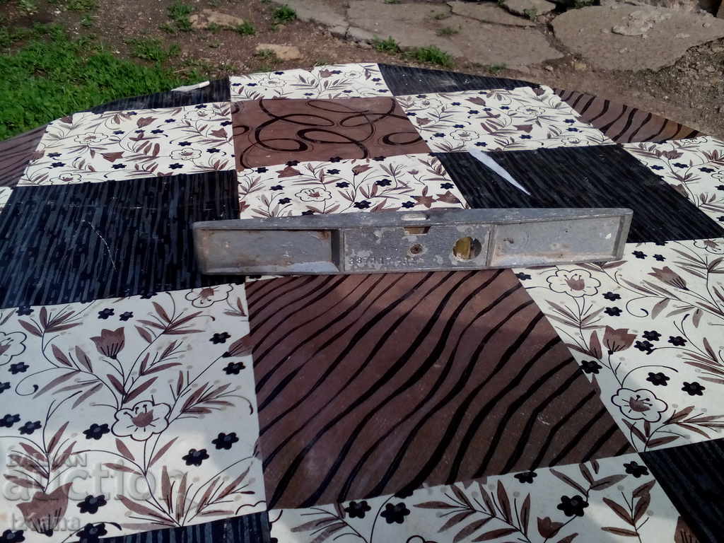 Old Russian Level with price 12.00 BGN | € 6.14 Old Russian Level with price 12.00 BGN | € 6.14