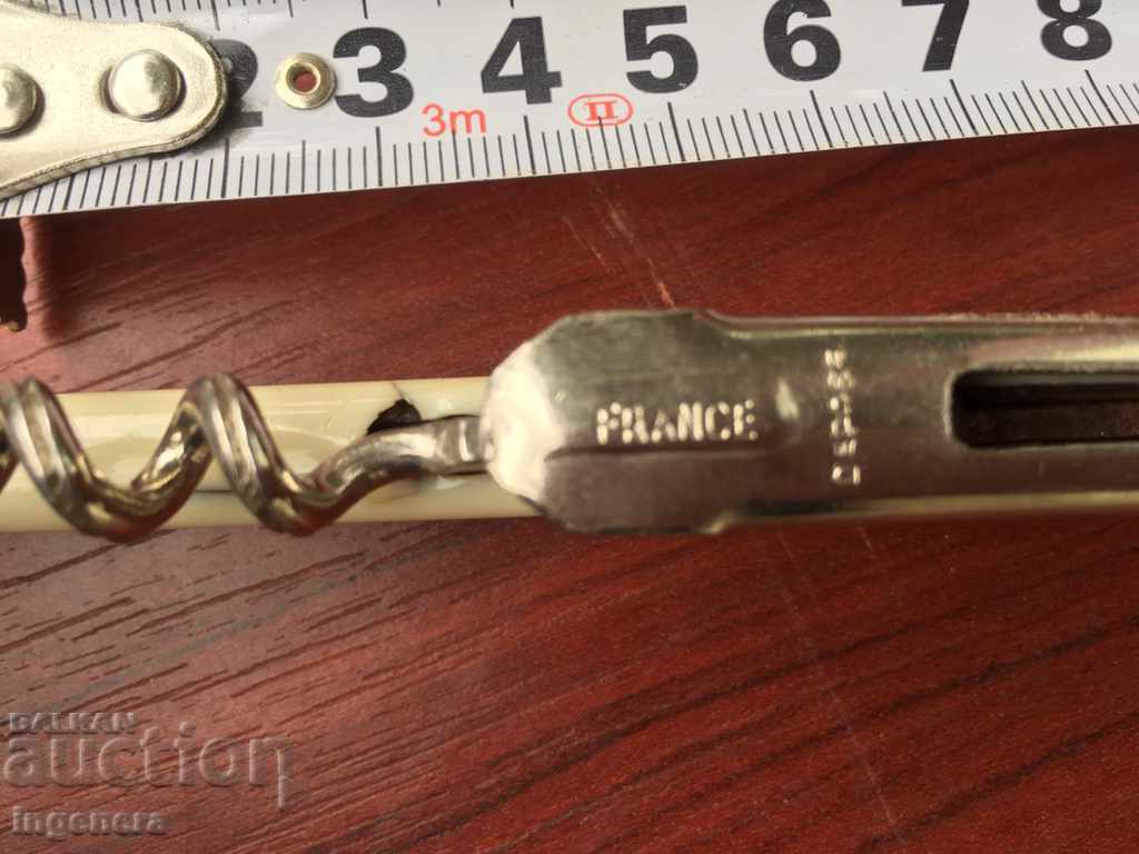 Delivery of BECAUSE OF BREATHING FRANCE Delivery of BECAUSE OF BREATHING FRANCE