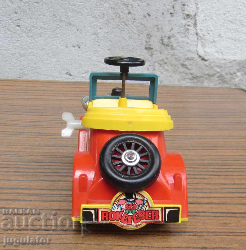 Delivery of old Spanish mechanical toy wheelchair with FEBER key Delivery of old Spanish mechanical toy wheelchair with FEBER key