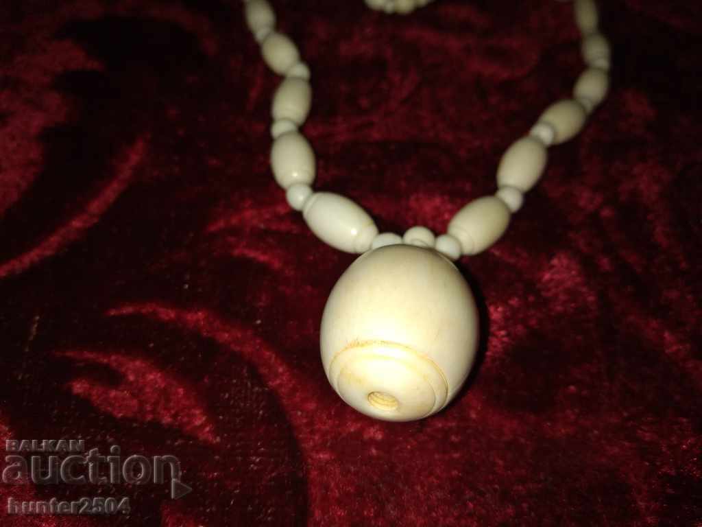 Necklace bone - ivory 60 cm long. with price 29.95 BGN | € 15.31 Necklace bone - ivory 60 cm long. with price 29.95 BGN | € 15.31