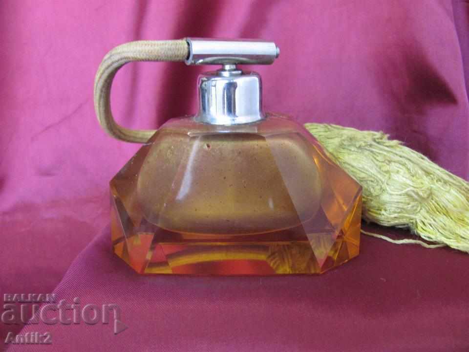 Το 30 μπουκάλι αρώματος κρυστάλλου γυαλιού Art Deco Amber με τιμή 160.00 BGN | € 81.81 Το 30 μπουκάλι αρώματος κρυστάλλου γυαλιού Art Deco Amber με τιμή 160.00 BGN | € 81.81