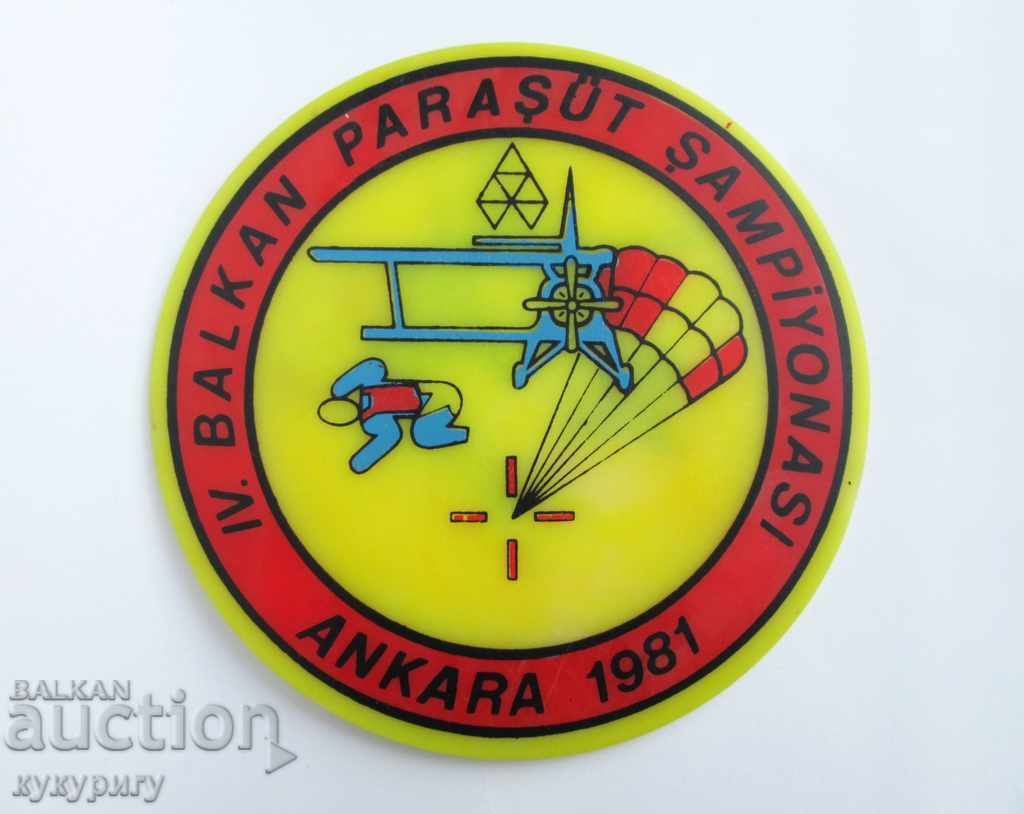 Semnul medaliei semnului placilor turcești - parașuta Race 1981