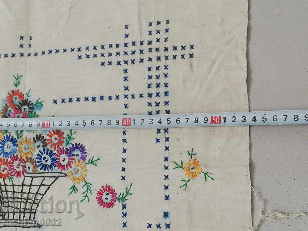 Delivery of Old hand embroidery sewn on pillow 1942