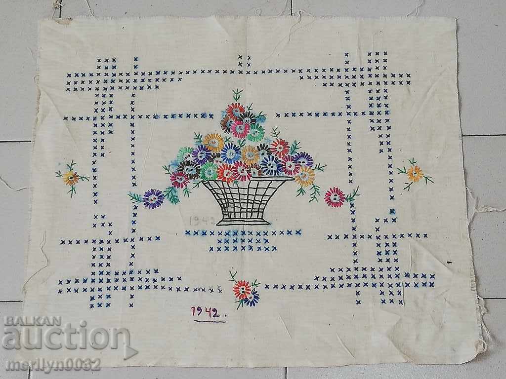 Old hand embroidery sewn on pillow 1942 - 6