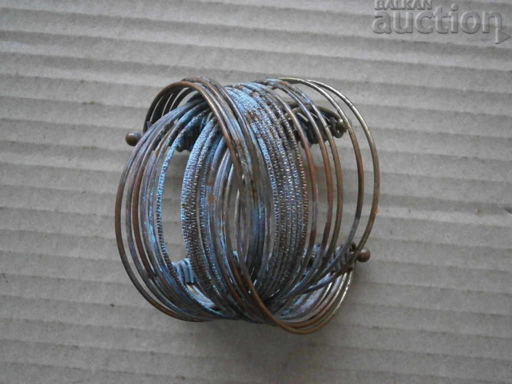 Delivery of Old Renaissance urban style bracelet Delivery of Old Renaissance urban style bracelet