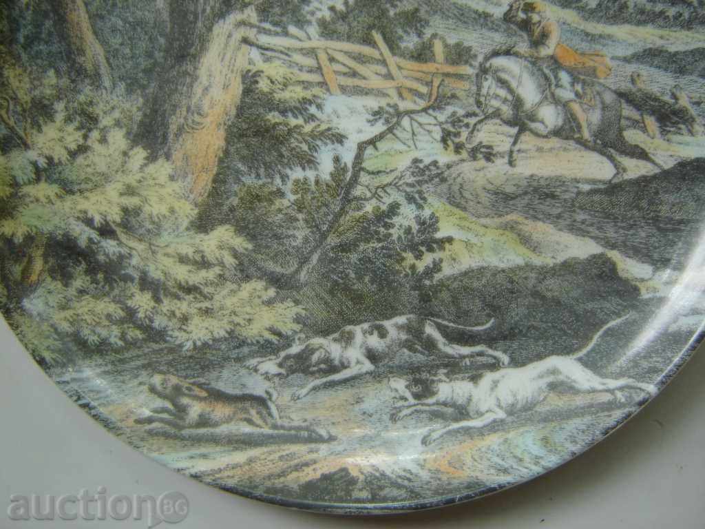 Auction  OLD WALL PLATE KAISER PORCELAIN