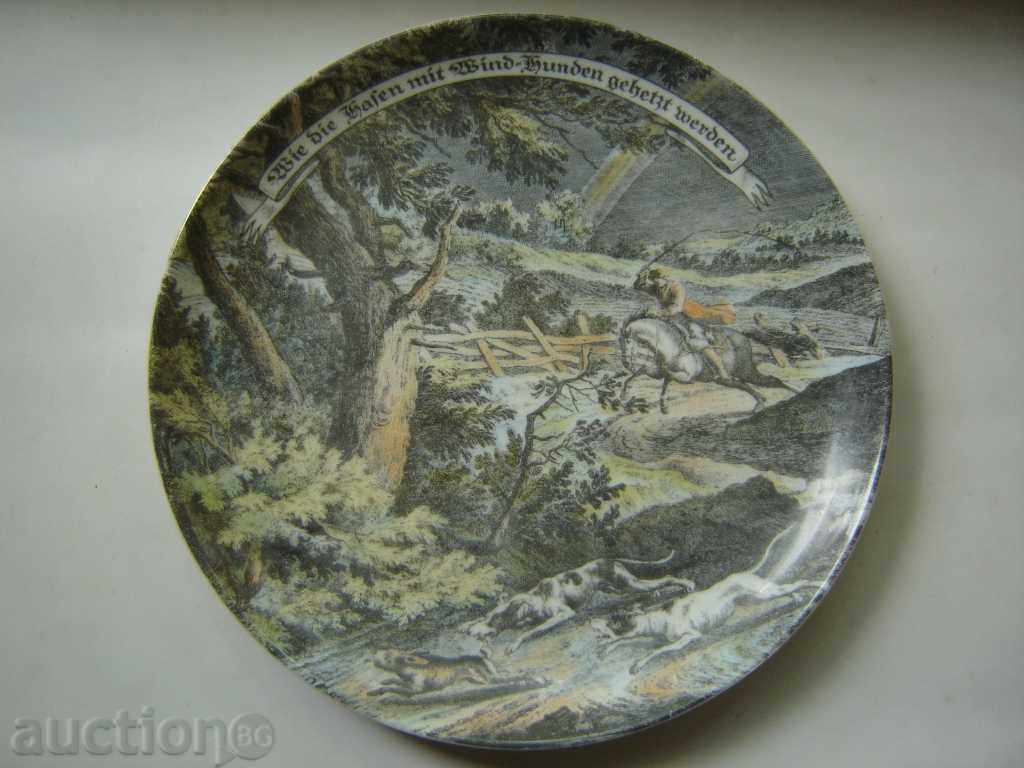 OLD WALL PLATE KAISER PORCELAIN