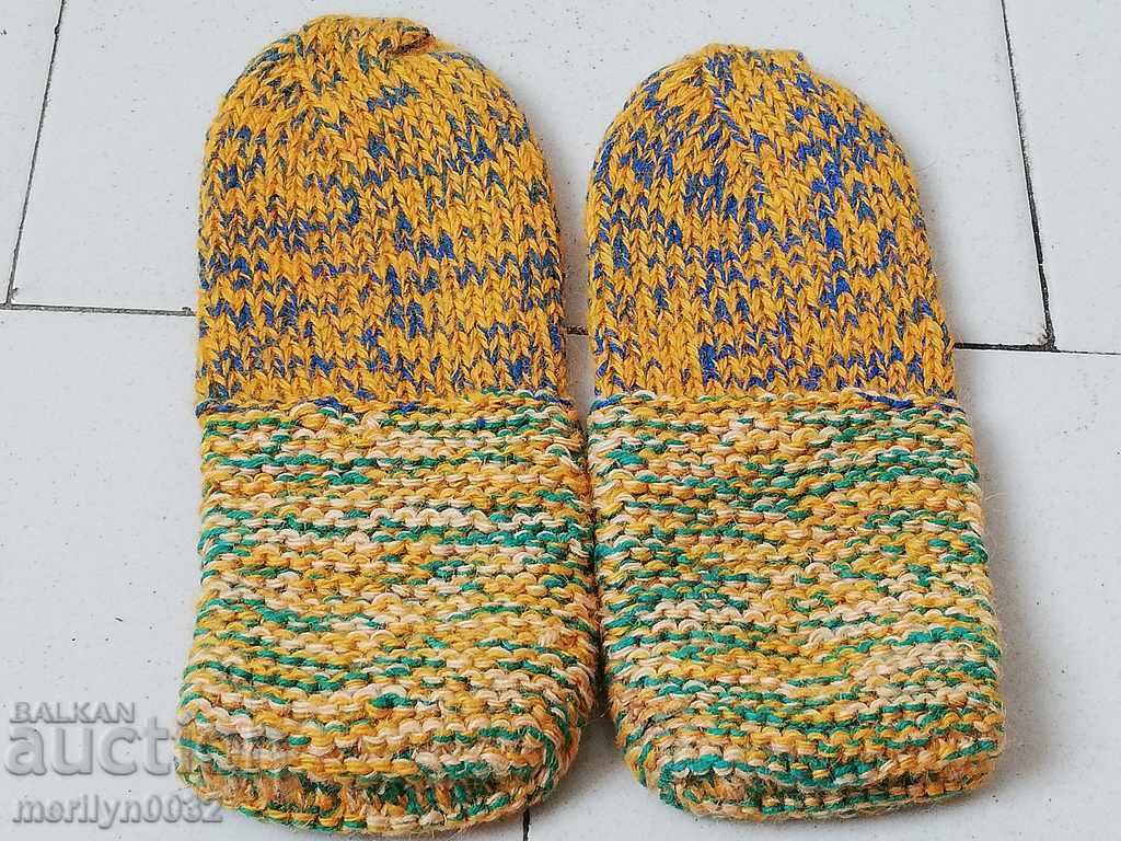 Auction Bubbles with striped tunics from cheesy, costume Auction Bubbles with striped tunics from cheesy, costume