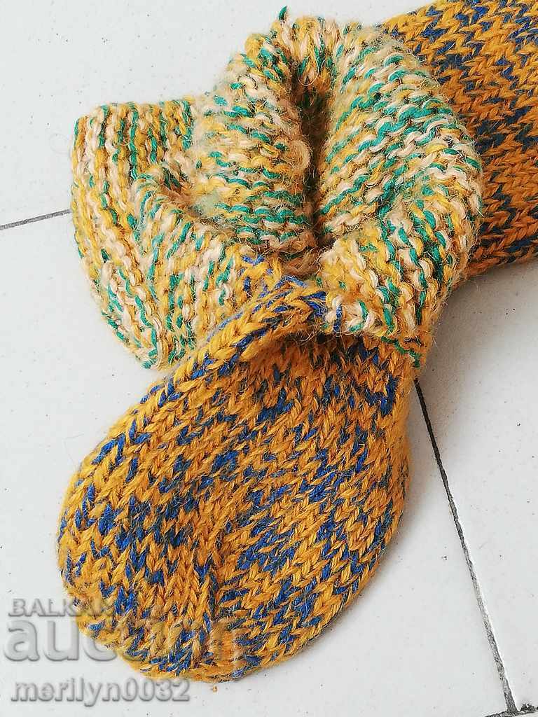 Delivery of Bubbles with striped tunics from cheesy, costume Delivery of Bubbles with striped tunics from cheesy, costume