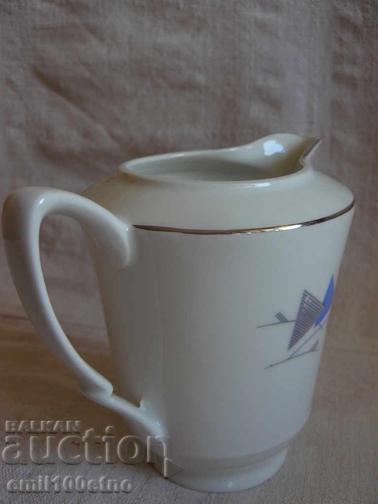 Delivery of Porcelain Porcelain Cracker Zeh Scherzer Bavaria Germany Delivery of Porcelain Porcelain Cracker Zeh Scherzer Bavaria Germany