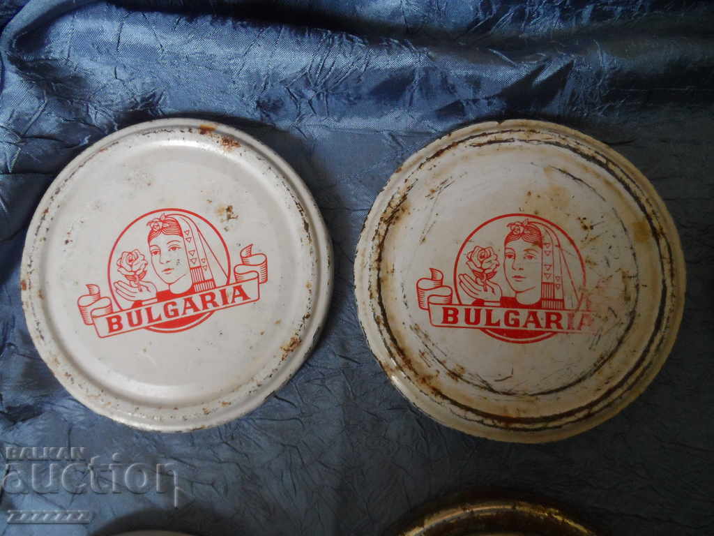 Auction old caps Auction old caps