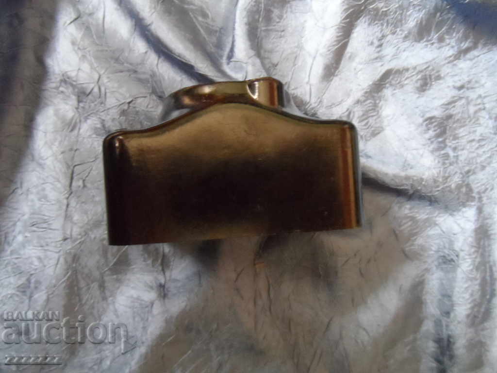 Delivery of old fuse socket