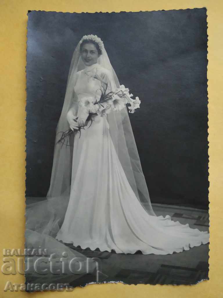 Old Picture Bride