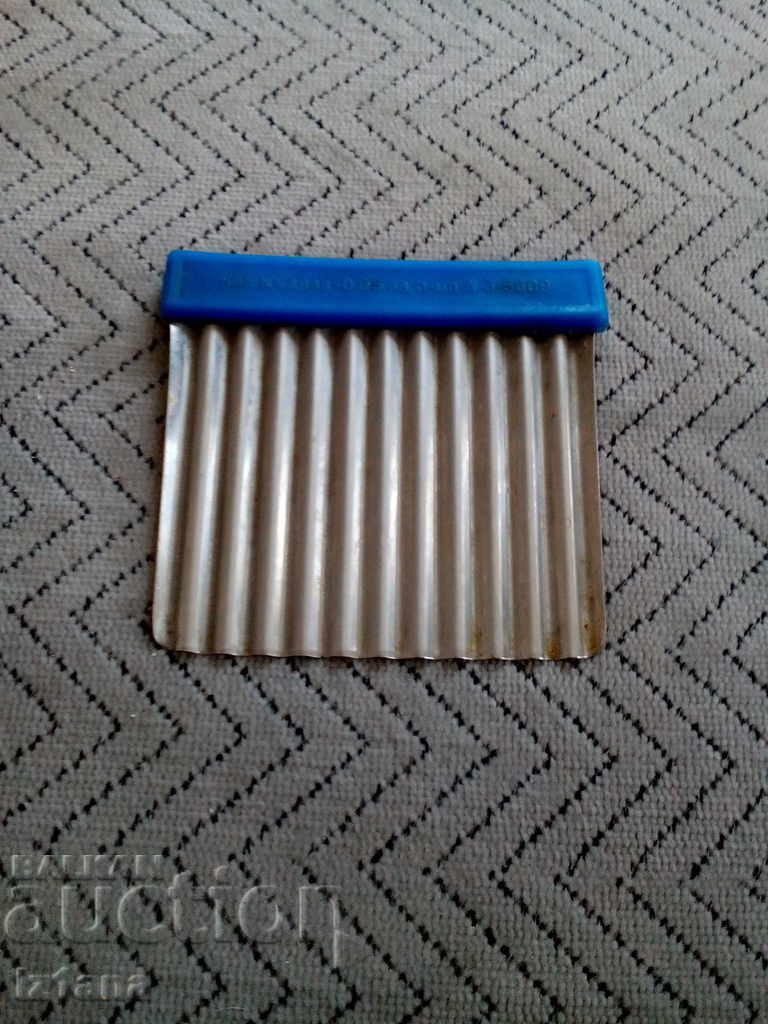 Аукцион Стар къдрав нож Аукцион Стар къдрав нож