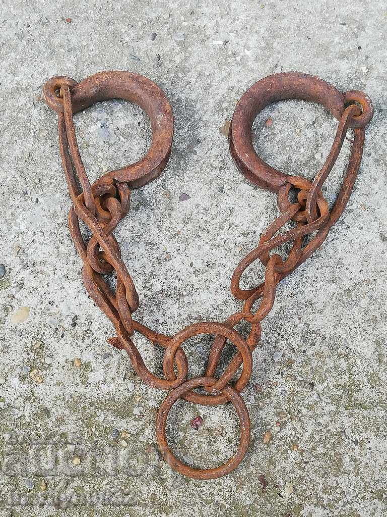 Old hand-forged buckles, chains, shackles, shackles with price 43.00 BGN | € 21.99 Old hand-forged buckles, chains, shackles, shackles with price 43.00 BGN | € 21.99