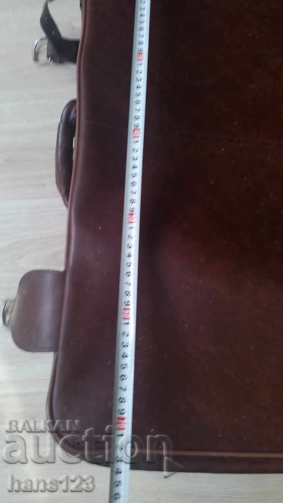 Vintage retro leather suitcase great - 7 Vintage retro leather suitcase great - 7