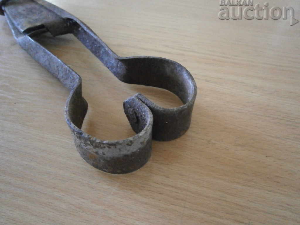 Delivery of old scissors Delivery of old scissors