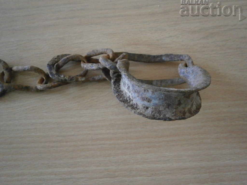 Delivery of Old hand forged beads, chains, pranks, chains Delivery of Old hand forged beads, chains, pranks, chains