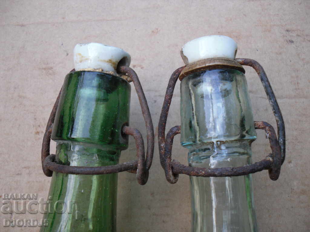 Стари бирени шишета с цена 5.00 лв. | € 2.56 Стари бирени шишета с цена 5.00 лв. | € 2.56