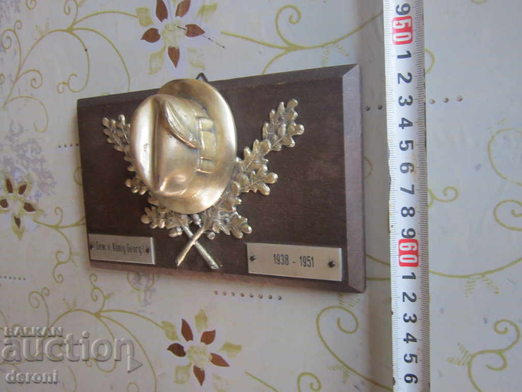 Sculptura germană de vânătoare de bronz unică, Hat 1951, tiroleză cu preț 380.00 BGN | € 194.29 Sculptura germană de vânătoare de bronz unică, Hat 1951, tiroleză cu preț 380.00 BGN | € 194.29