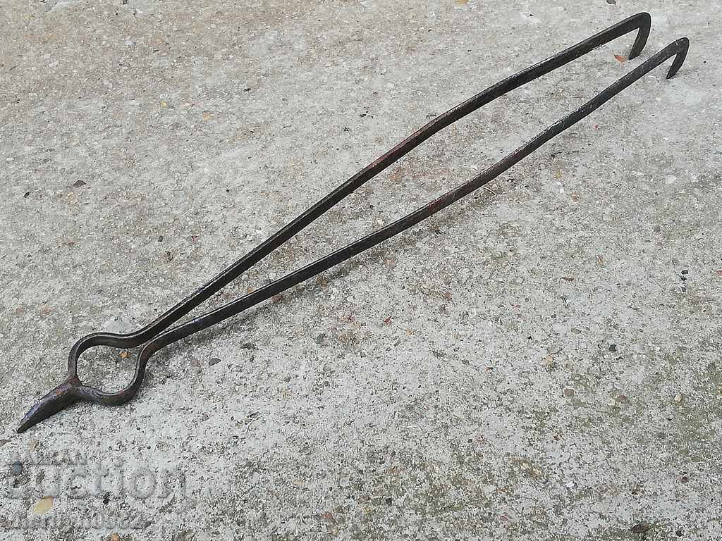 Old dilaf, mash, wrought iron for a furnace with price 29.00 BGN | € 14.83 Old dilaf, mash, wrought iron for a furnace with price 29.00 BGN | € 14.83