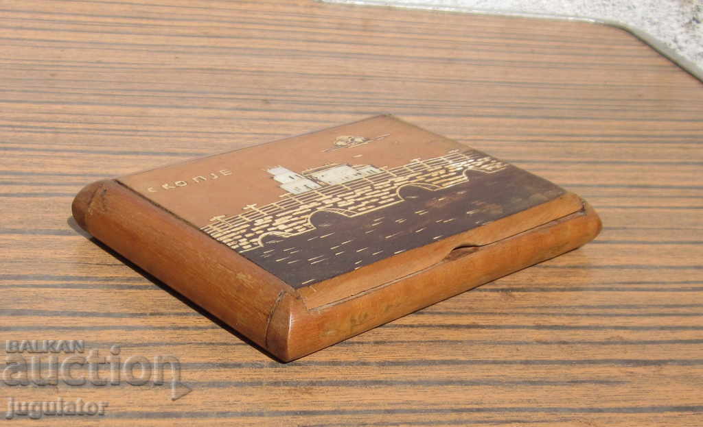 Delivery of old vintage Macedonian wooden snuff box Skopje Macedonia Delivery of old vintage Macedonian wooden snuff box Skopje Macedonia