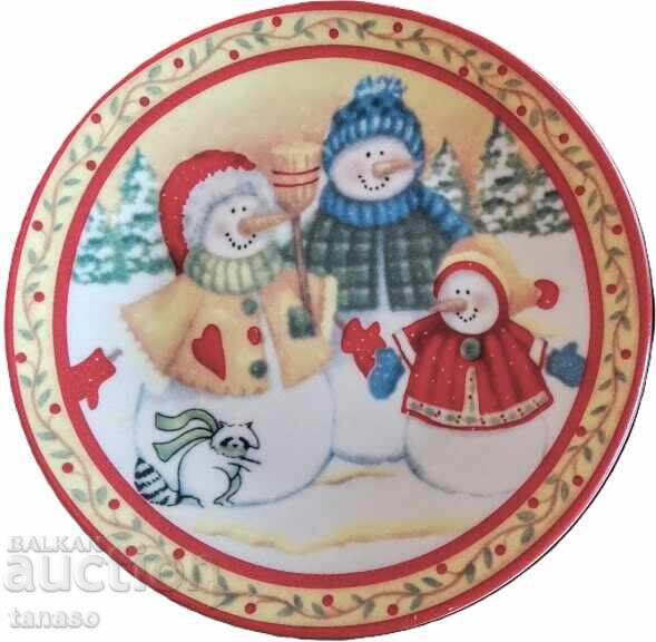 4 Italian Christmas porcelain plates with price 25.00 BGN | € 12.78 4 Italian Christmas porcelain plates with price 25.00 BGN | € 12.78