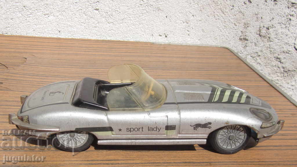 Delivery of old Hungarian mechanical metal toy cart JAGUAR Delivery of old Hungarian mechanical metal toy cart JAGUAR