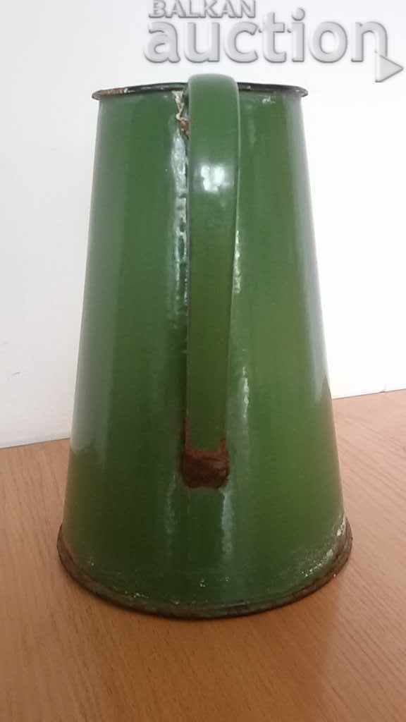 Delivery of early social enamel jug 50s Delivery of early social enamel jug 50s