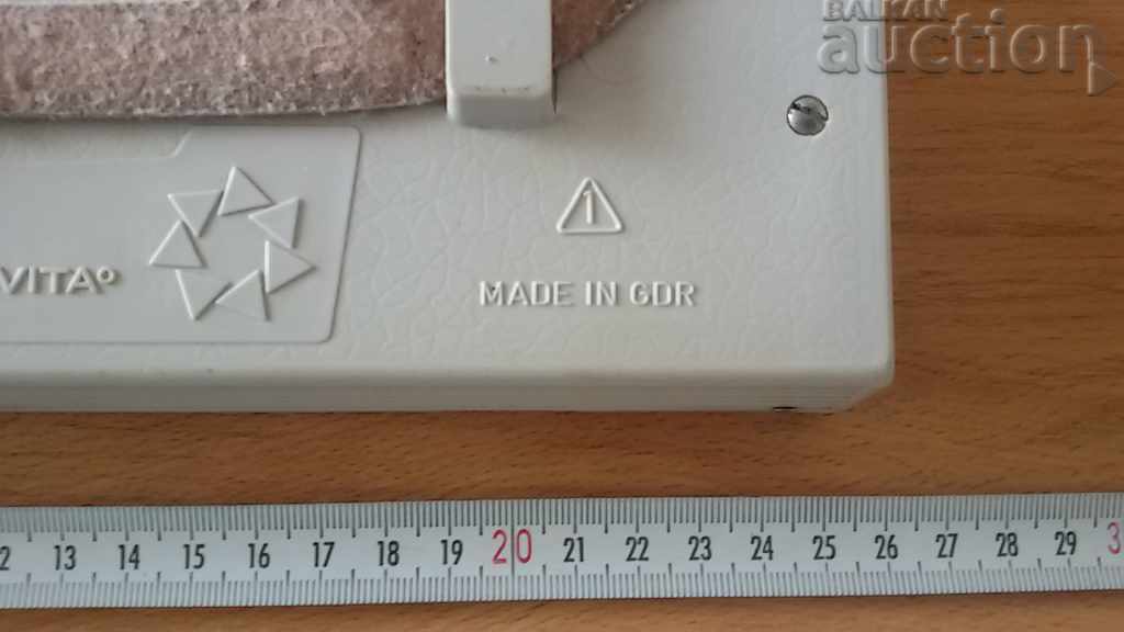 Delivery of musical instrument simona trilo accordion GDR GDR