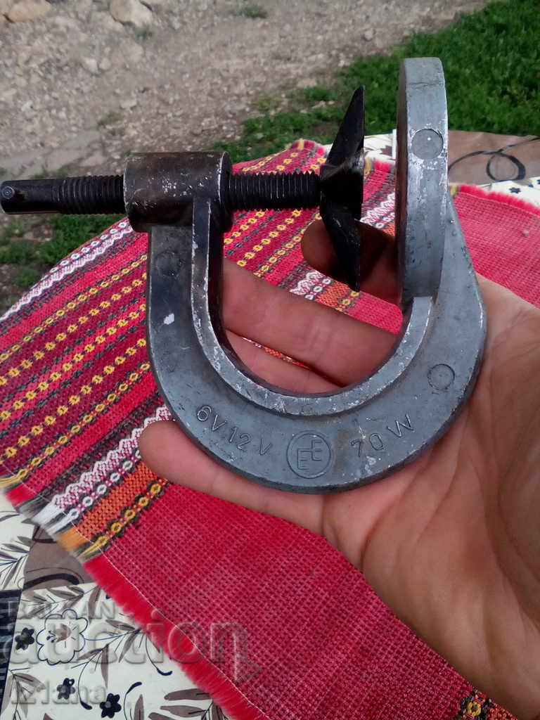 Old tire clamp - 7