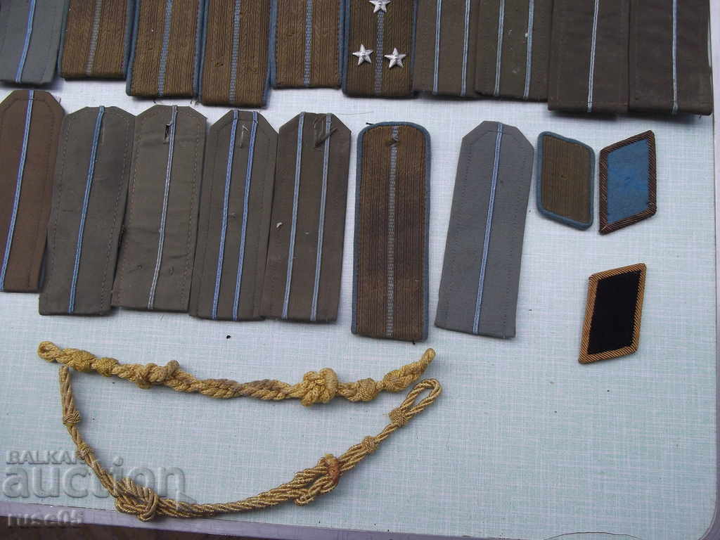 Лот от пагони и вензели - 1 - 6 Лот от пагони и вензели - 1 - 6