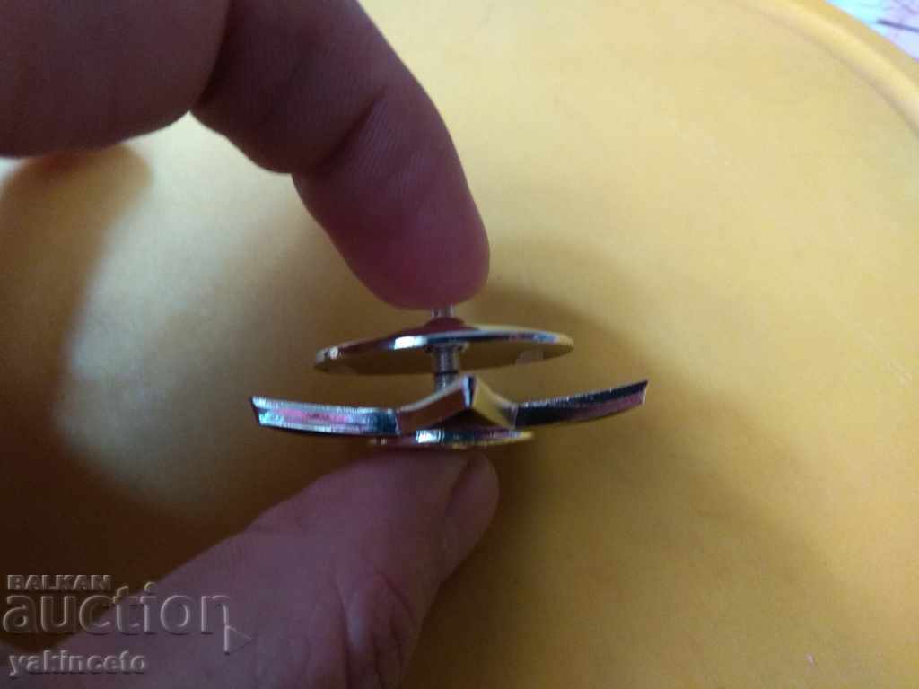 Livrarea COMENZI lot / fanion / ecusoane / MEDALII