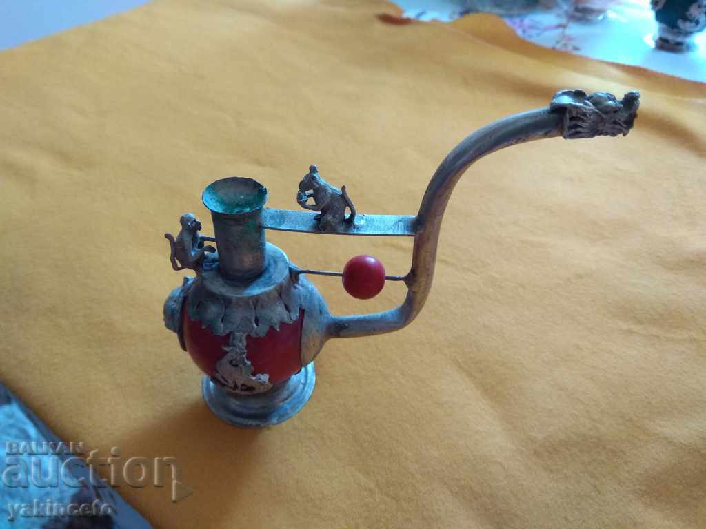 Auction THE OLD TUBE DOLLON Auction THE OLD TUBE DOLLON