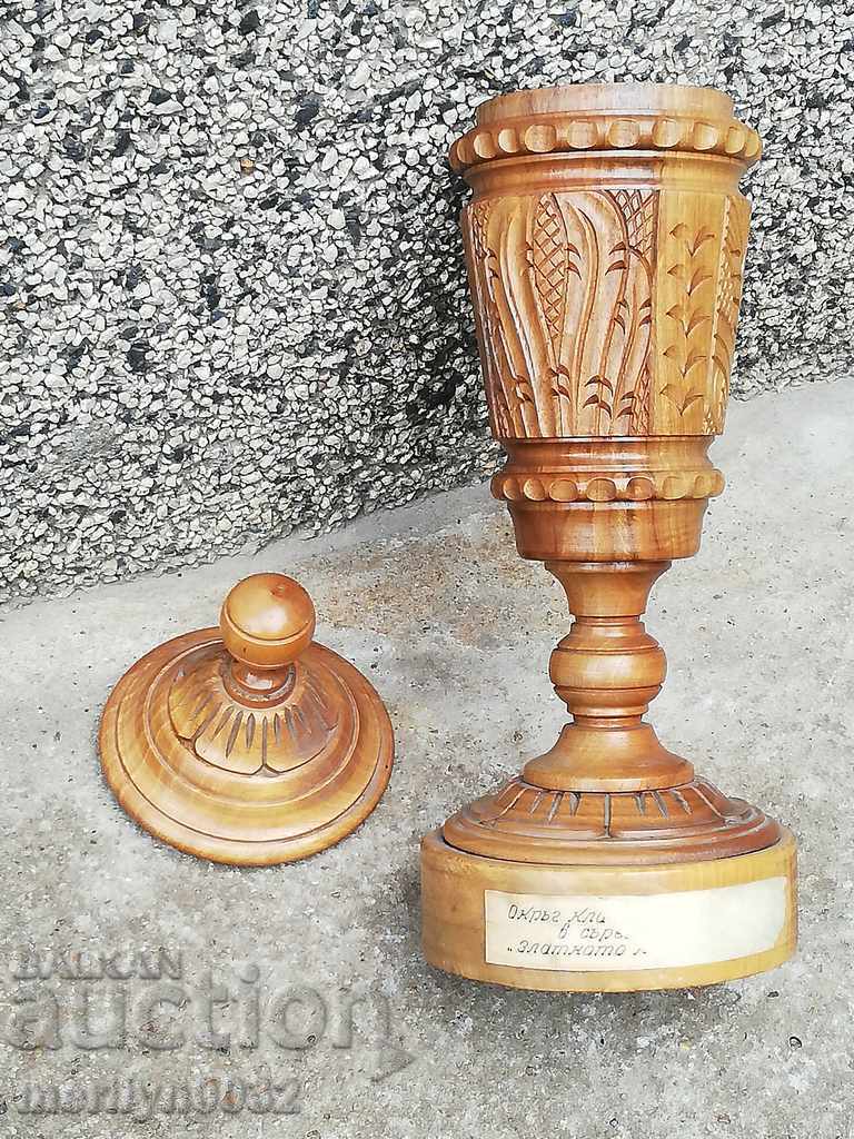 Award winning woodcarving chipper OREH winner, laureate, excellent with price 56.00 BGN | € 28.63 Award winning woodcarving chipper OREH winner, laureate, excellent with price 56.00 BGN | € 28.63