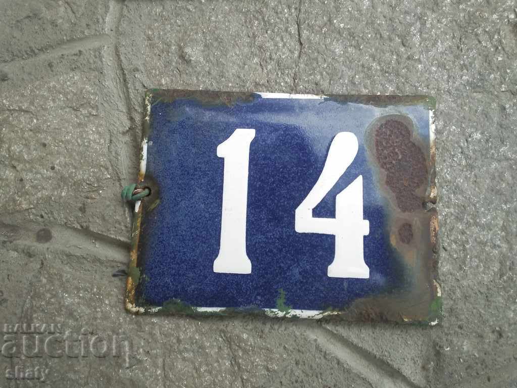 Auction Enamelled signs. The numbers. Auction Enamelled signs. The numbers.