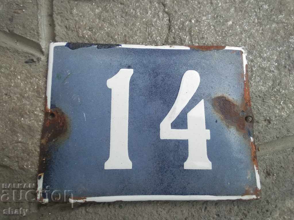 Auction Enamelled signs. The numbers. Auction Enamelled signs. The numbers.