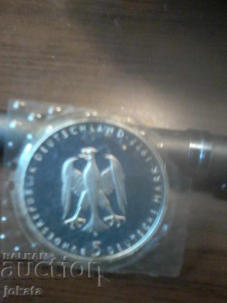 5 бундес марки сребро прууф с цена 35.00 лв. | € 17.90 5 бундес марки сребро прууф с цена 35.00 лв. | € 17.90