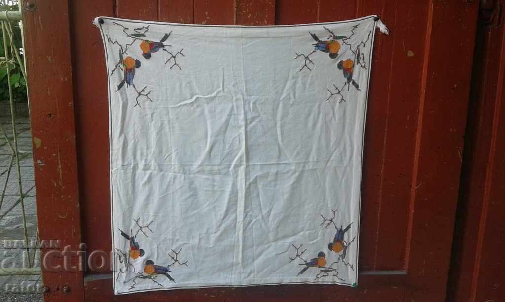 Ръчно бродирана покривка , ковьор , пано . Ръчна бродерия 3 Ръчно бродирана покривка , ковьор , пано . Ръчна бродерия 3