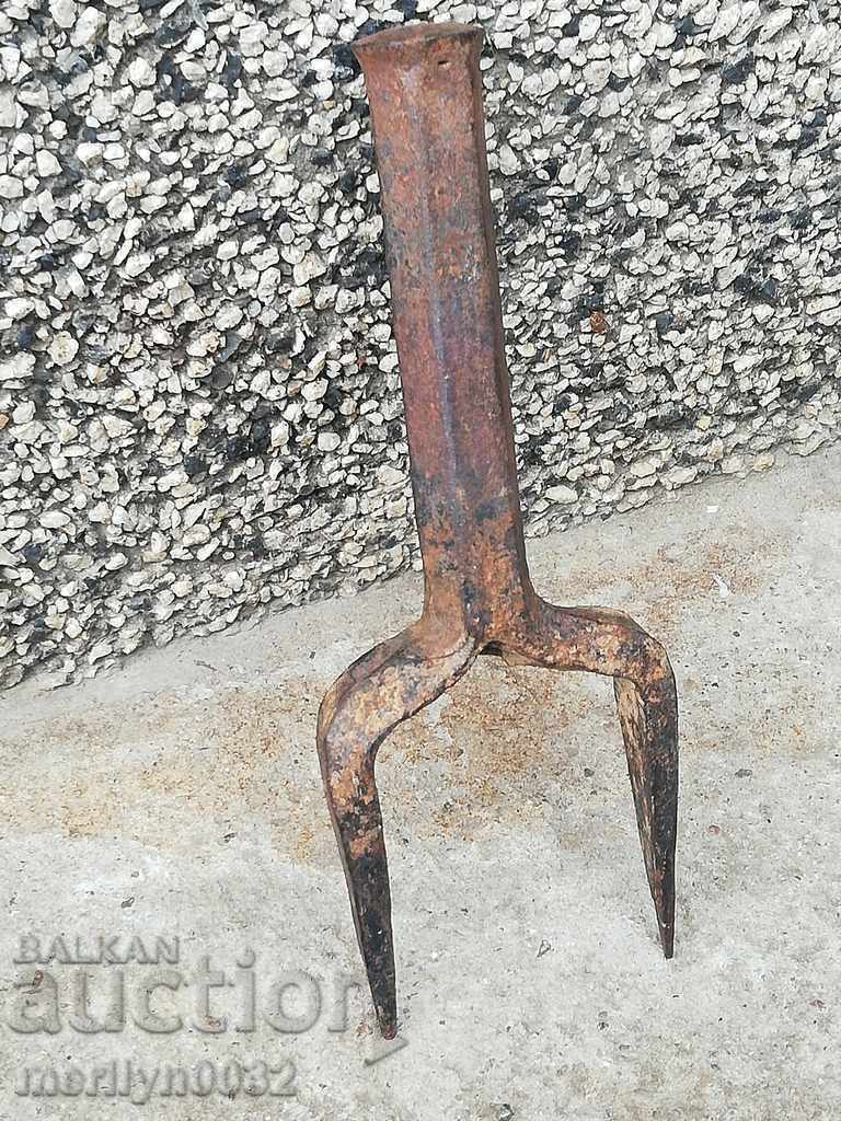 Δημοπρασία Μεταλλικό αμόνι για κάρφωμα μαλλιών σφυρήλατο σίδερο