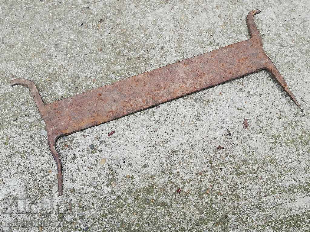 Hand-scraped scraper for wrought iron shoes with price 32.00 BGN | € 16.36 Hand-scraped scraper for wrought iron shoes with price 32.00 BGN | € 16.36