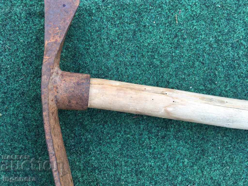 Auction KYRKA MOTIKA INSTRUMENT HORSE IRON Auction KYRKA MOTIKA INSTRUMENT HORSE IRON