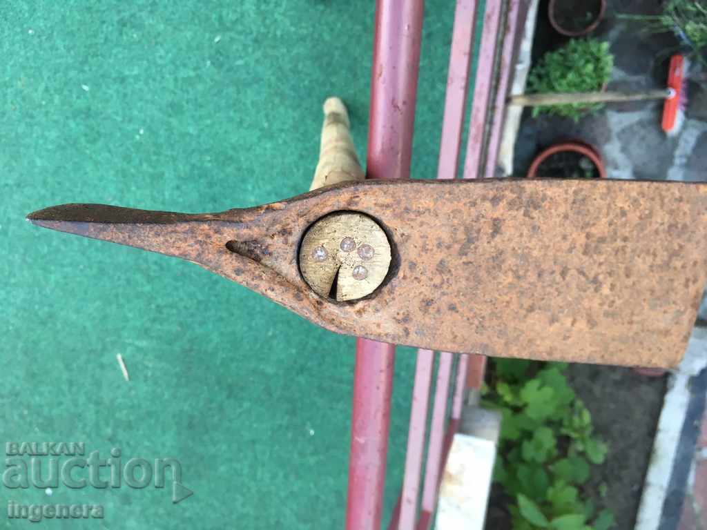 Delivery of KYRKA MOTIKA INSTRUMENT HORSE IRON Delivery of KYRKA MOTIKA INSTRUMENT HORSE IRON